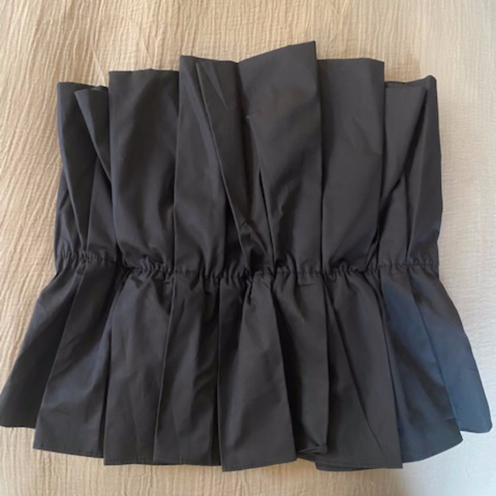 DO+BE black strapless top